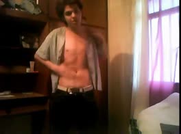 smooth 18yo boy wank